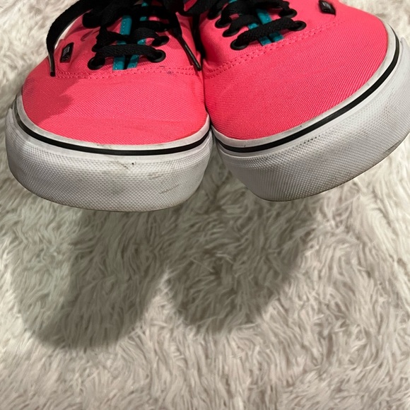 Hot pink vintage style Vans sneakers 90s - Picture 4 of 7